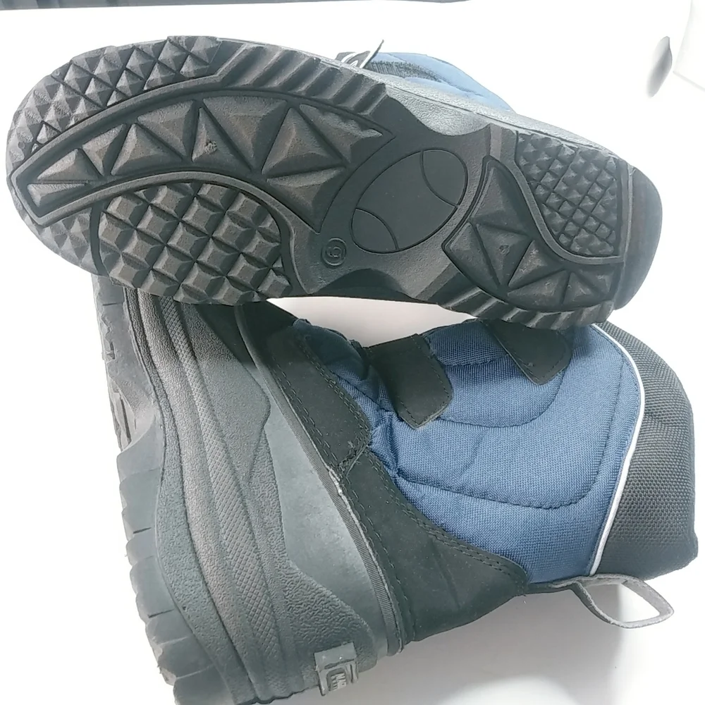 Magellan Thinsulate 6 Boys Black Blue Snow Boots Kids